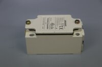 Yamatake LJA10-15A11N-005 Endschalter Type 6P IP67 0148P LJA1015A11N005 Unused