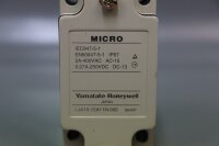 Micro Yamatake-Honeywell LJA10-15A11N-005 Endschalter 9640P Used