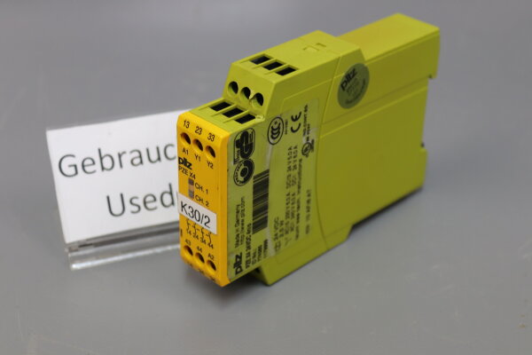 Pilz PZE X4 24VDC 4n/o Sicherheitsrelais PZEX424VDC4n/o 2,5W 774585 used