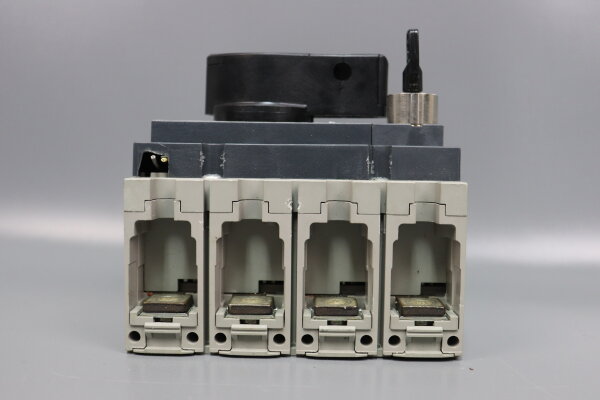 https://www.anvex-shop.com/media/image/product/19177/md/schneider-electric-ins-250-ins250-50-60hz-lasttrennschalter-31107-used~4.jpg