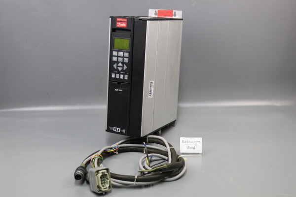 Danfoss VLT5000 Frequenzumrichter 175Z0076 VLT5011PT5B20STR3DLF00A00 12.2kVA