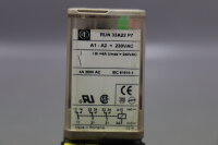 Telemecanique RUN33A22P7 Universalrelais 230VAC Used