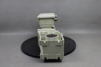 Lenze Getriebemotor MDXMA2M063-32 + GKR04-2M U i=22,489 1365/rpm Used damaged